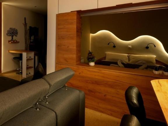 Sky View Suite Serrai Exteriör bild