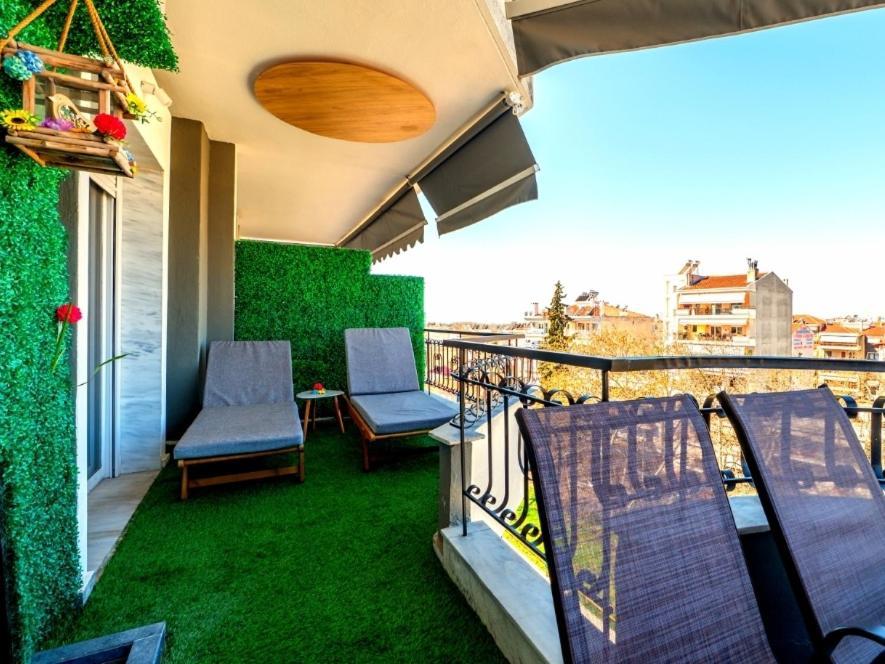 Sky View Suite Serrai Exteriör bild